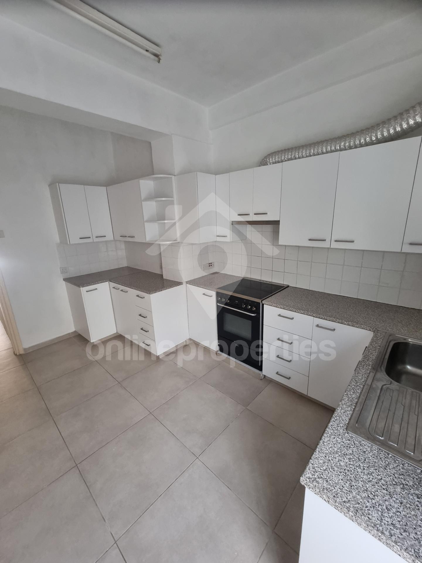 To change image, hover mouse over thumbnails below