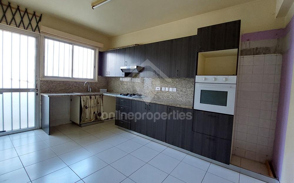 To change image, hover mouse over thumbnails below