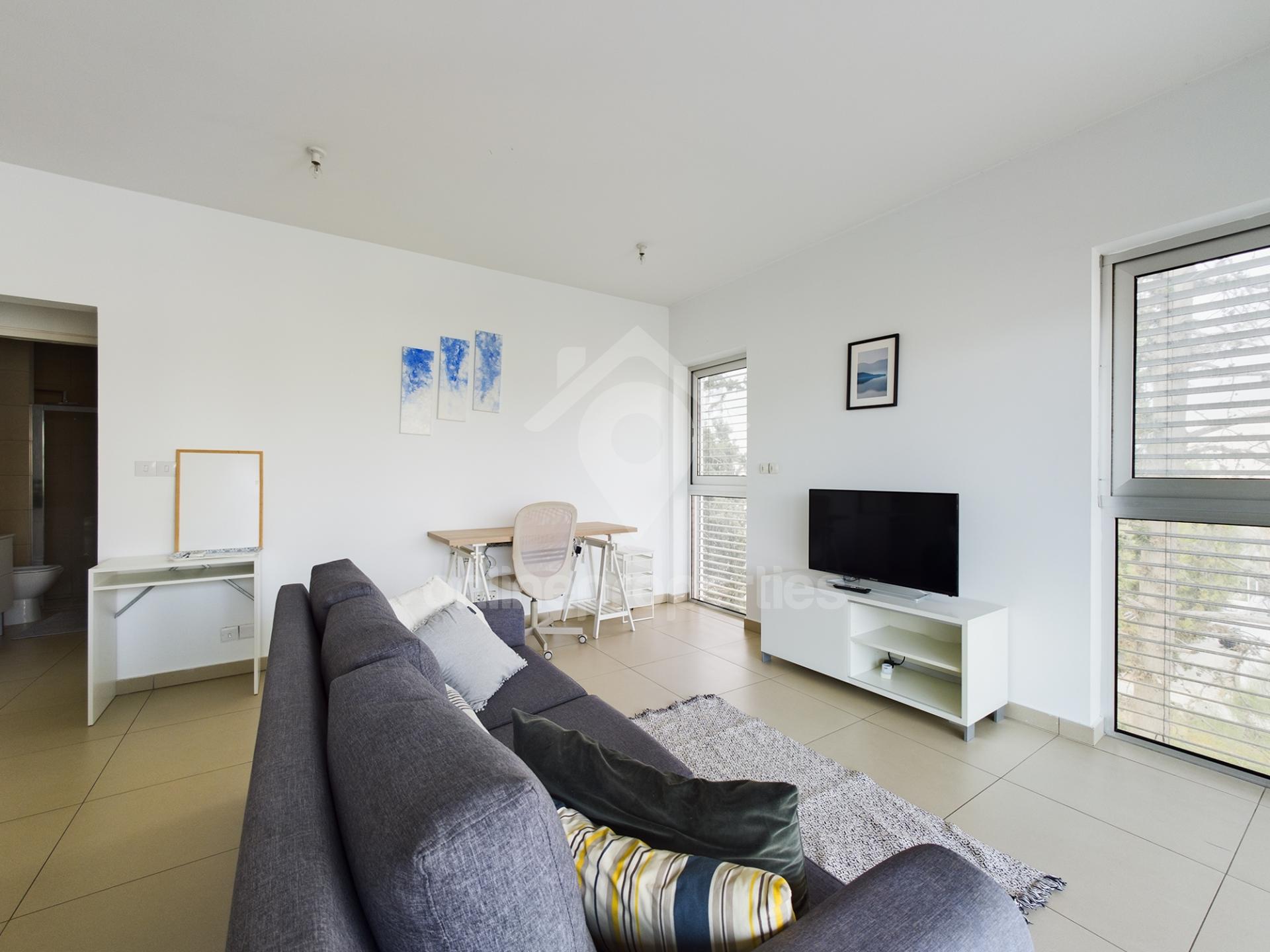 To change image, hover mouse over thumbnails below