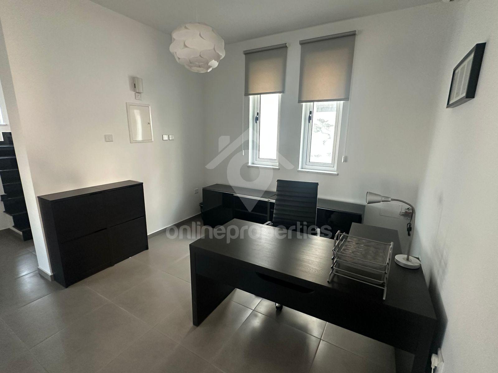 To change image, hover mouse over thumbnails below