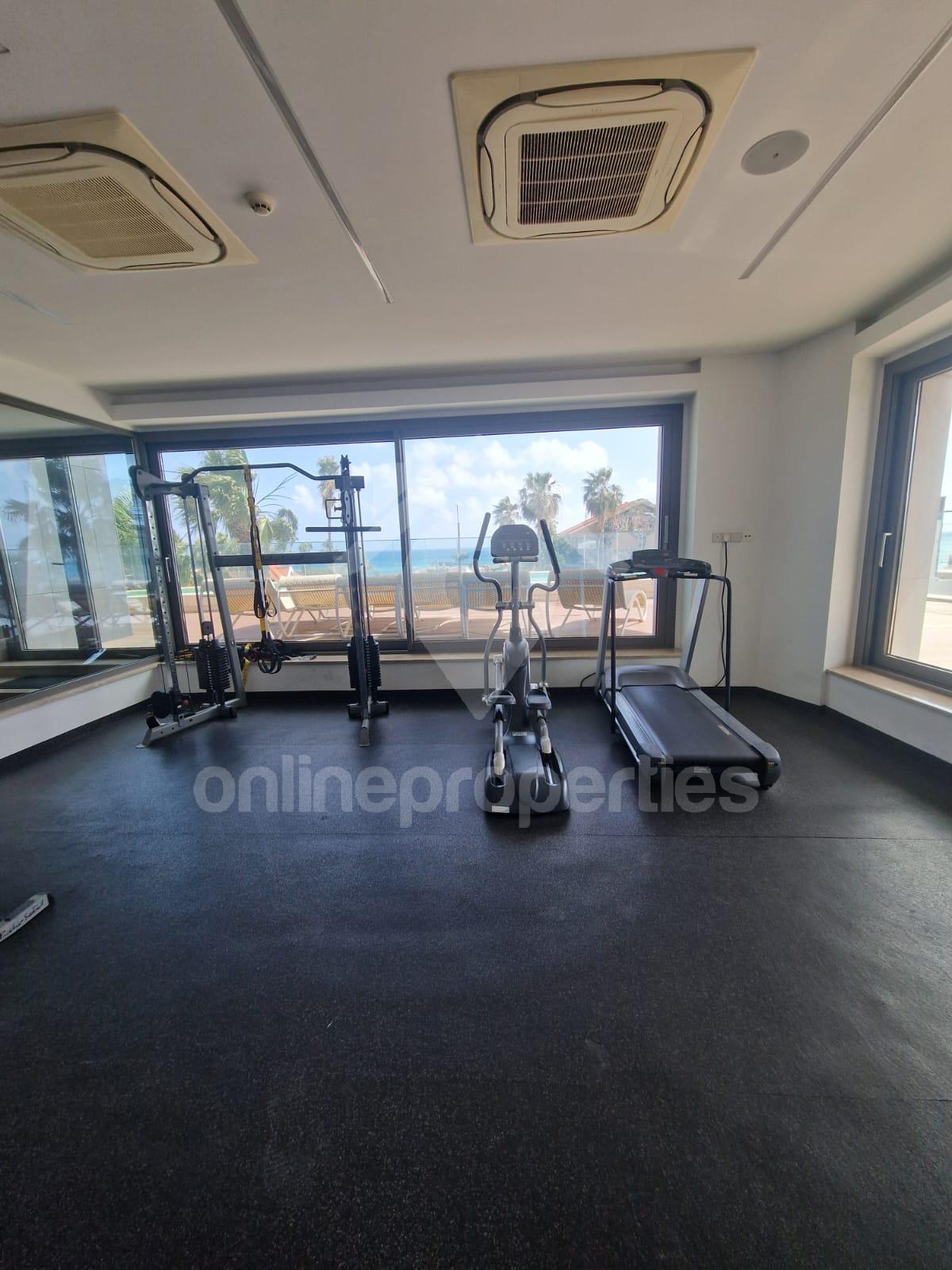 To change image, hover mouse over thumbnails below