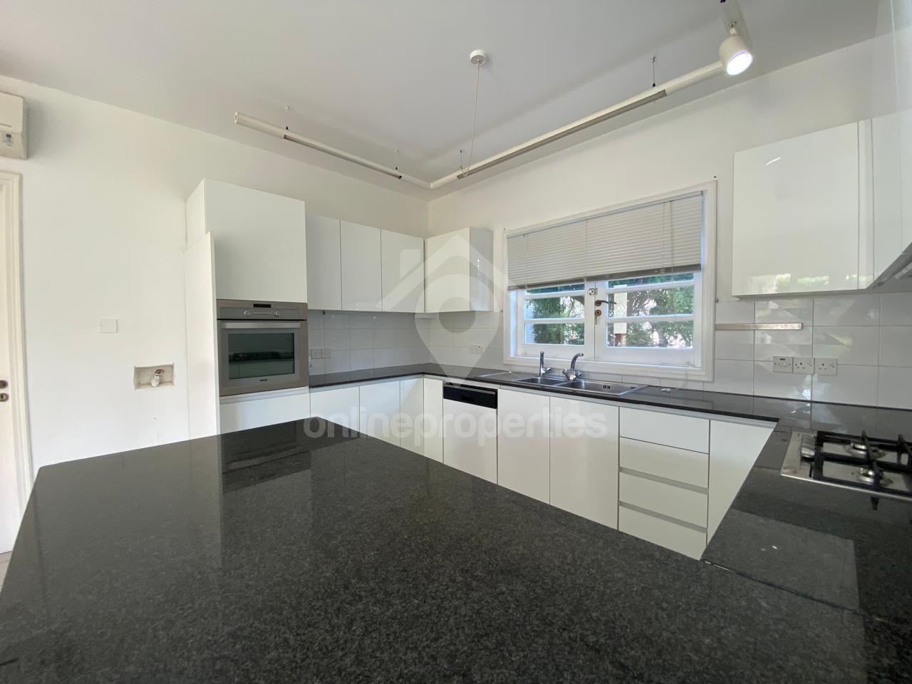 To change image, hover mouse over thumbnails below