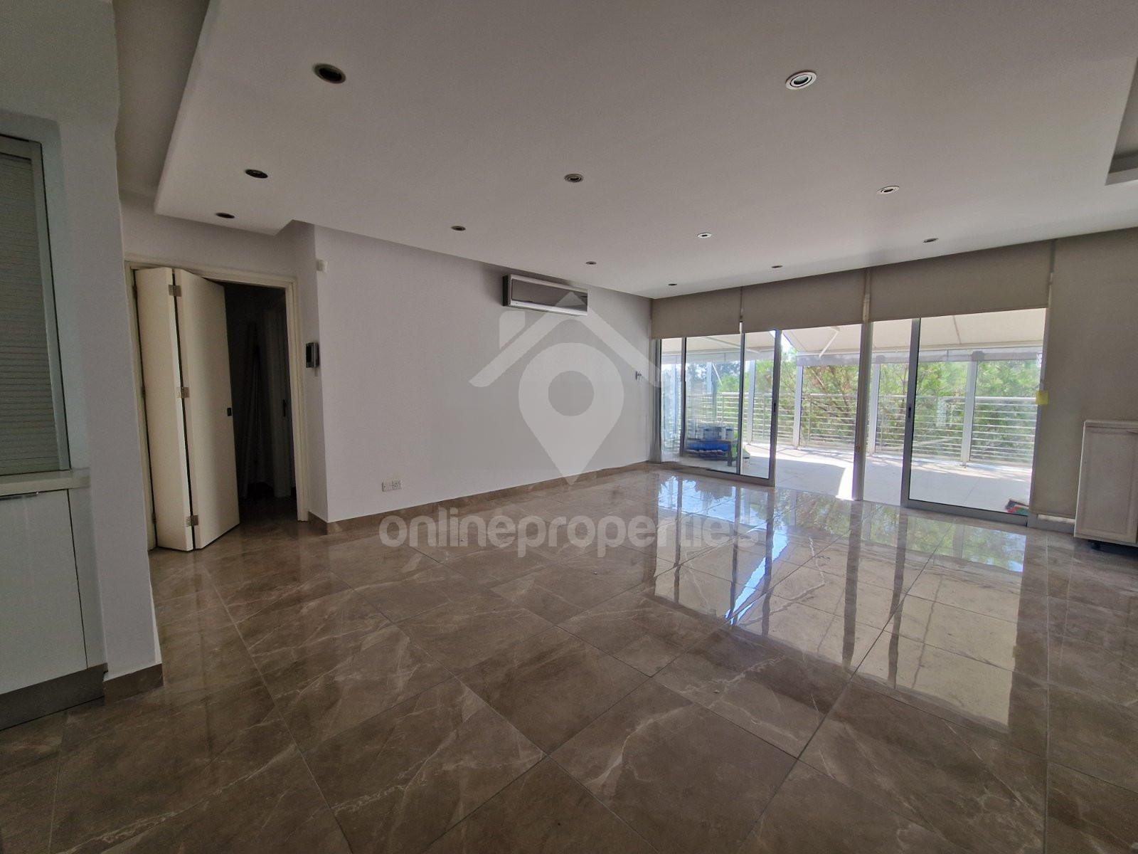 To change image, hover mouse over thumbnails below