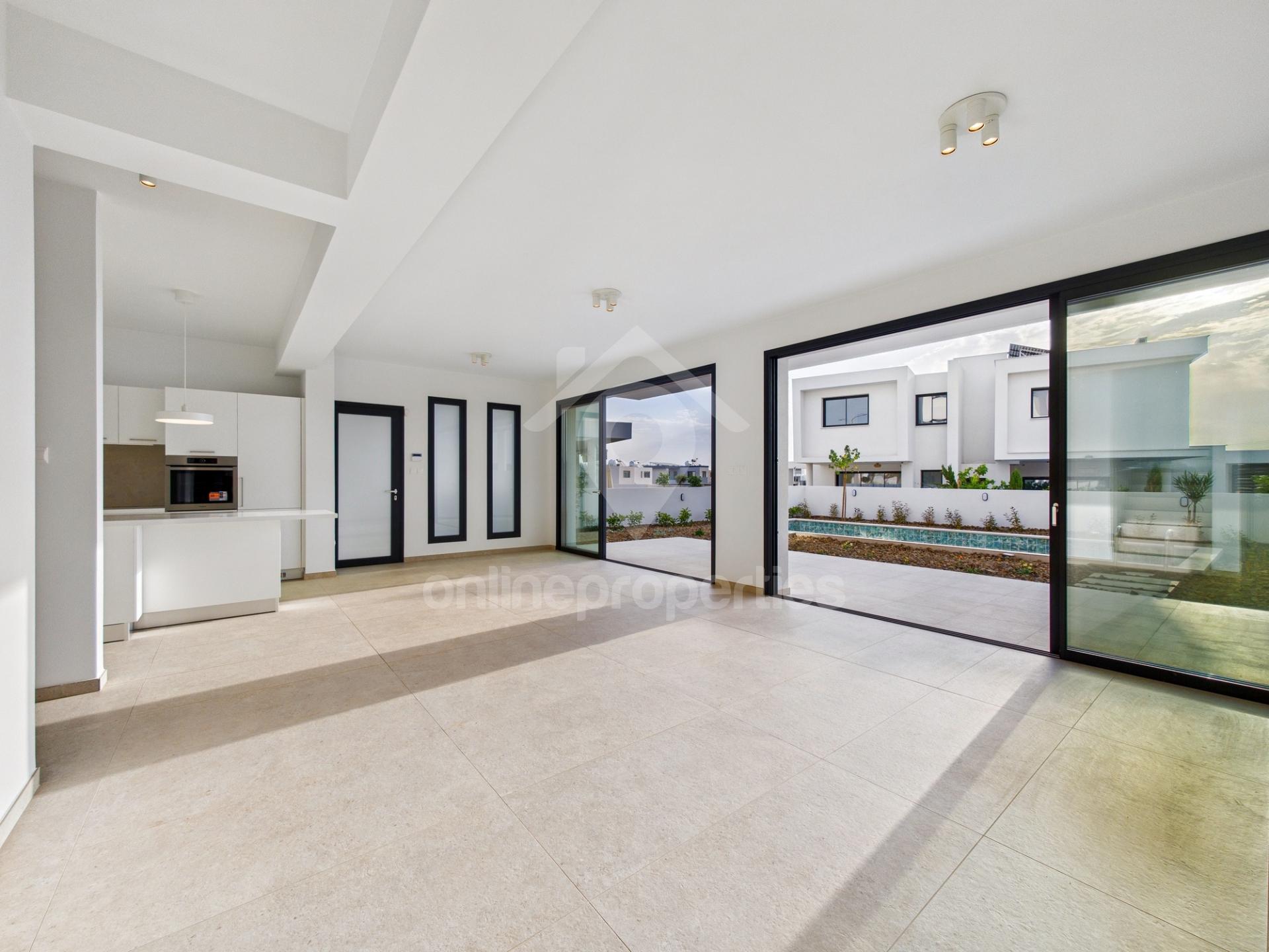 To change image, hover mouse over thumbnails below