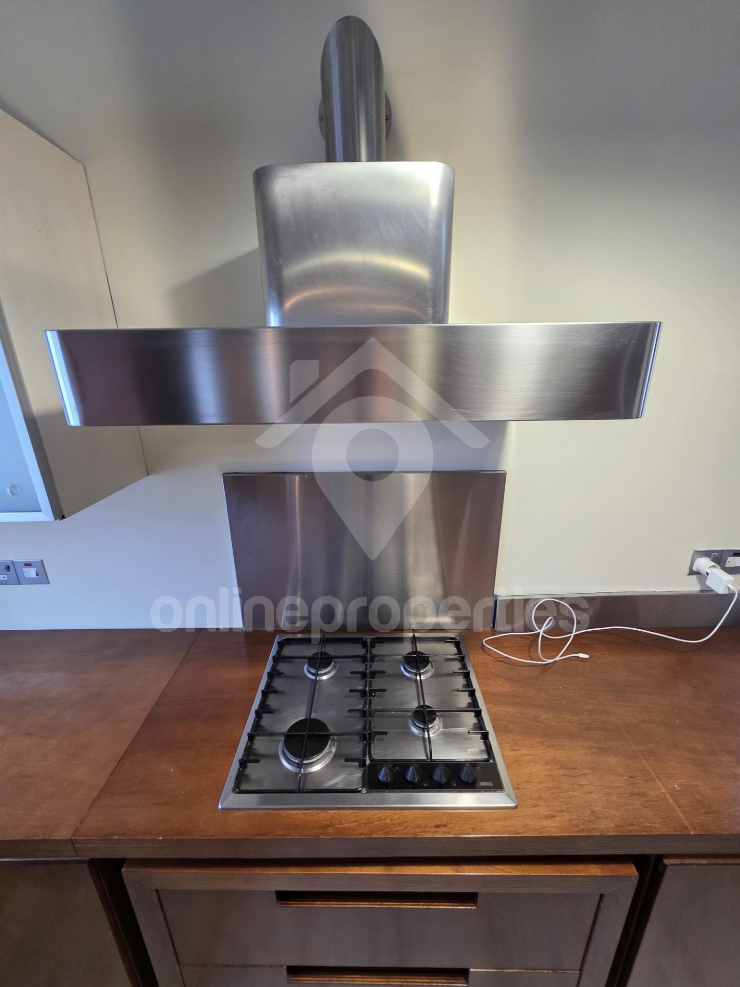 To change image, hover mouse over thumbnails below