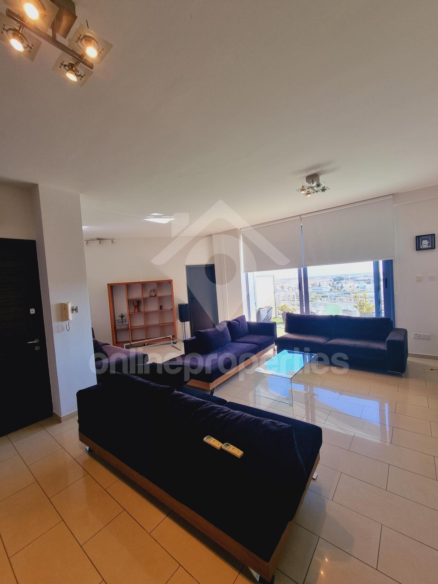 To change image, hover mouse over thumbnails below