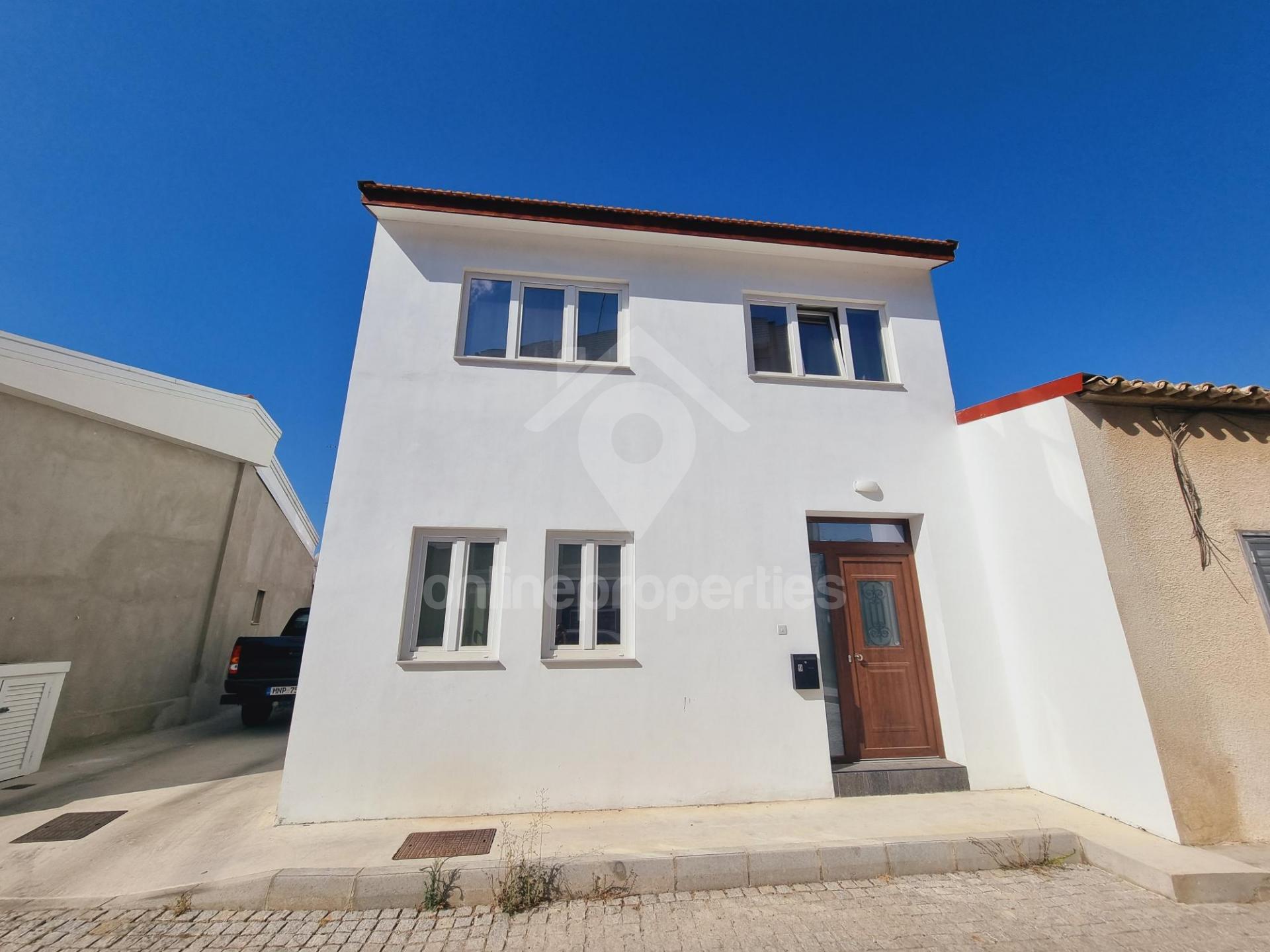 Great opportunity form this 4bed+attic in Ayios Dometios