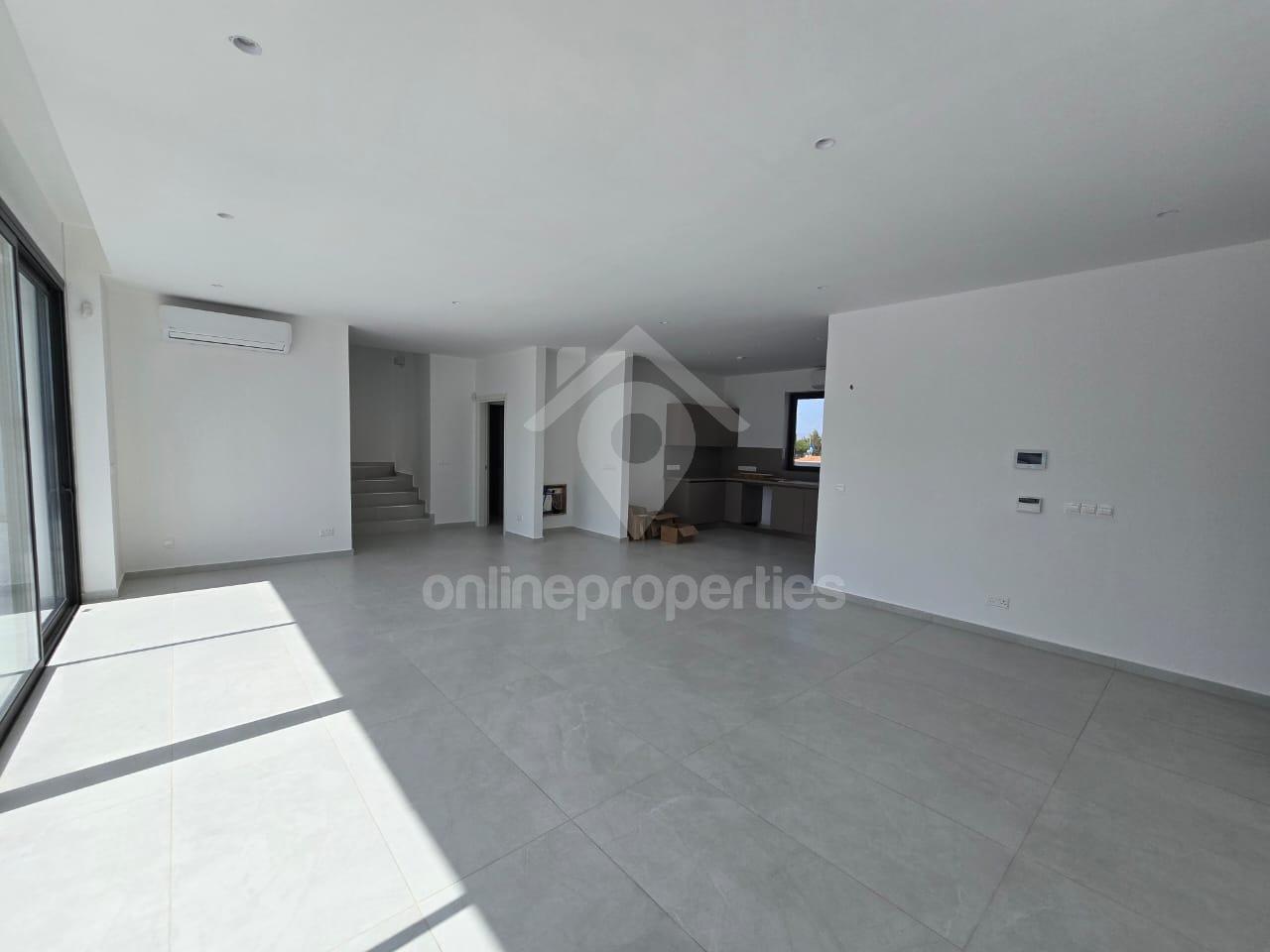 To change image, hover mouse over thumbnails below