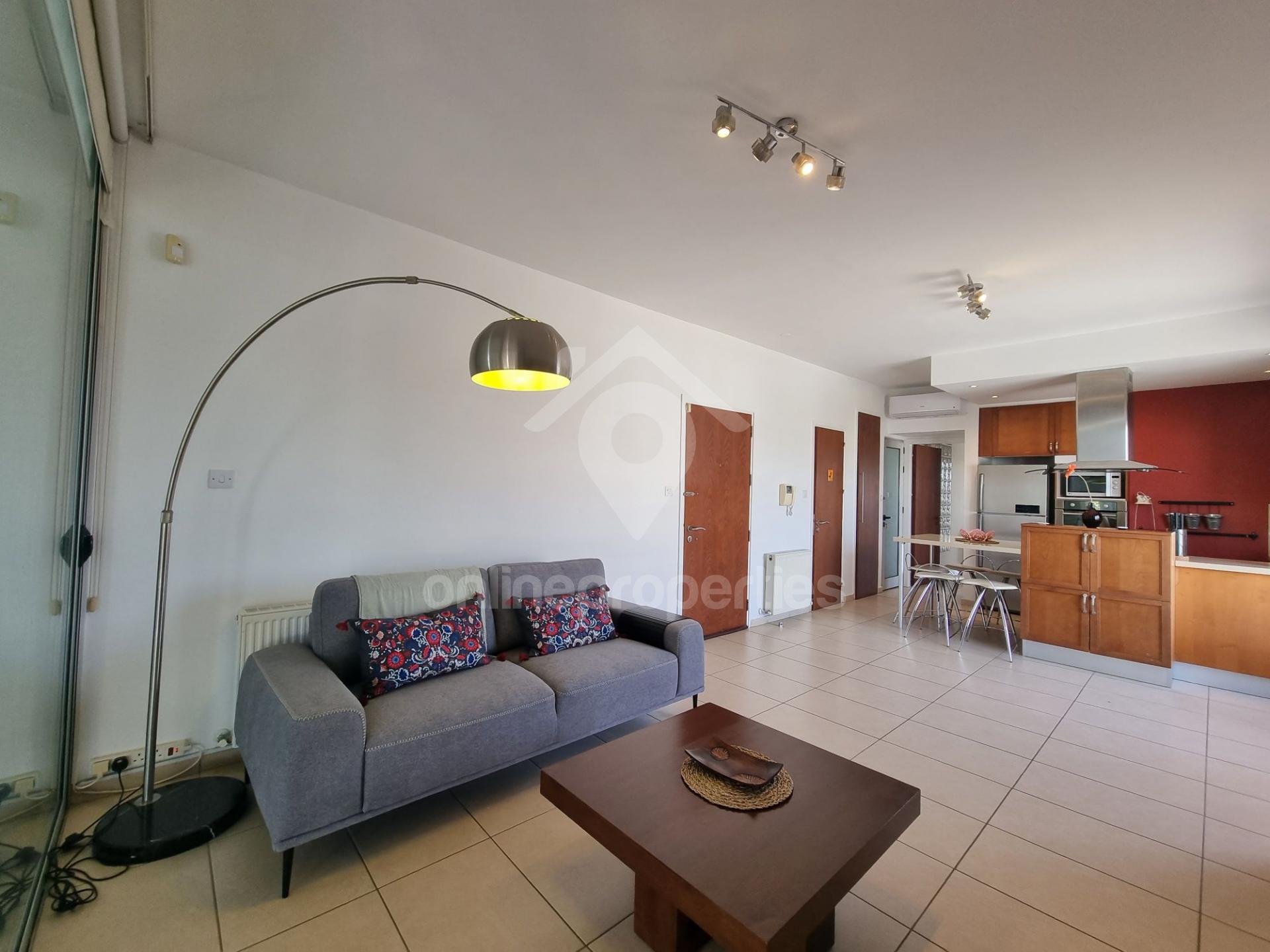 To change image, hover mouse over thumbnails below