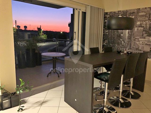 Modern, fully furnished two bedroom apartment