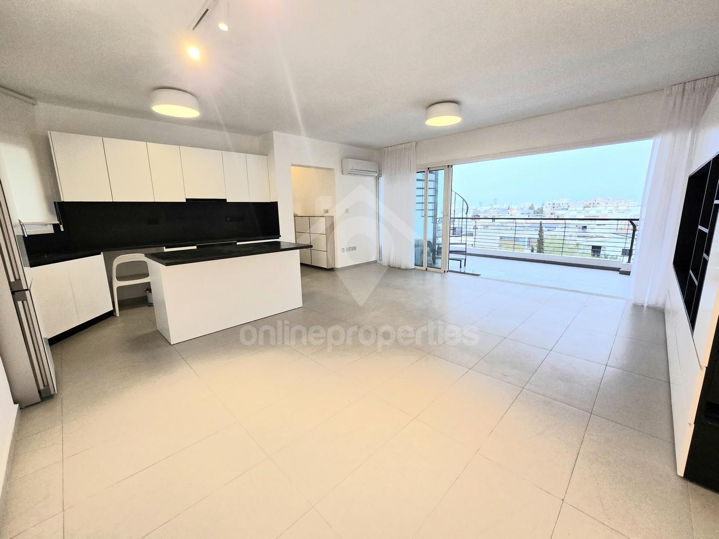 Top floor 2bedroom near AlphaMega Supermarket