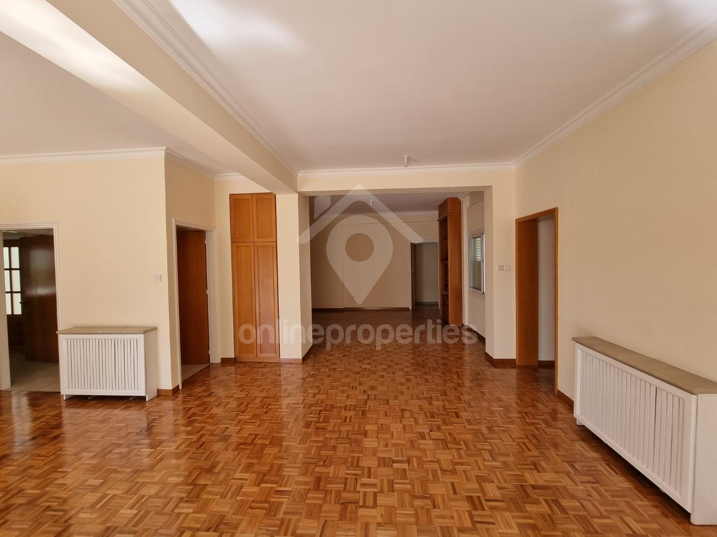 To change image, hover mouse over thumbnails below