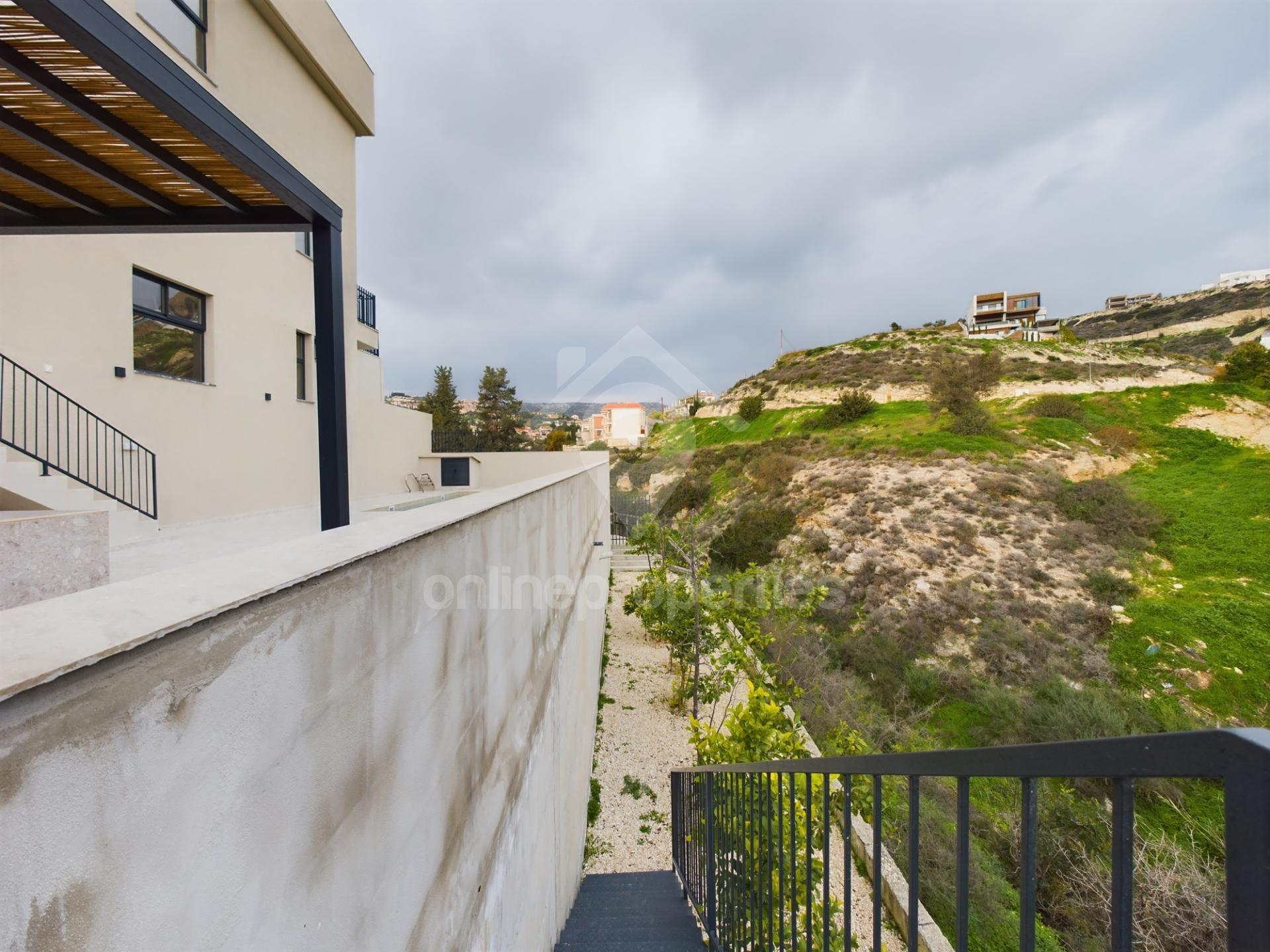 To change image, hover mouse over thumbnails below