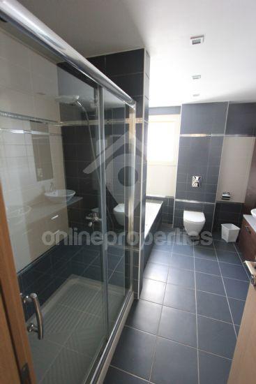 To change image, hover mouse over thumbnails below