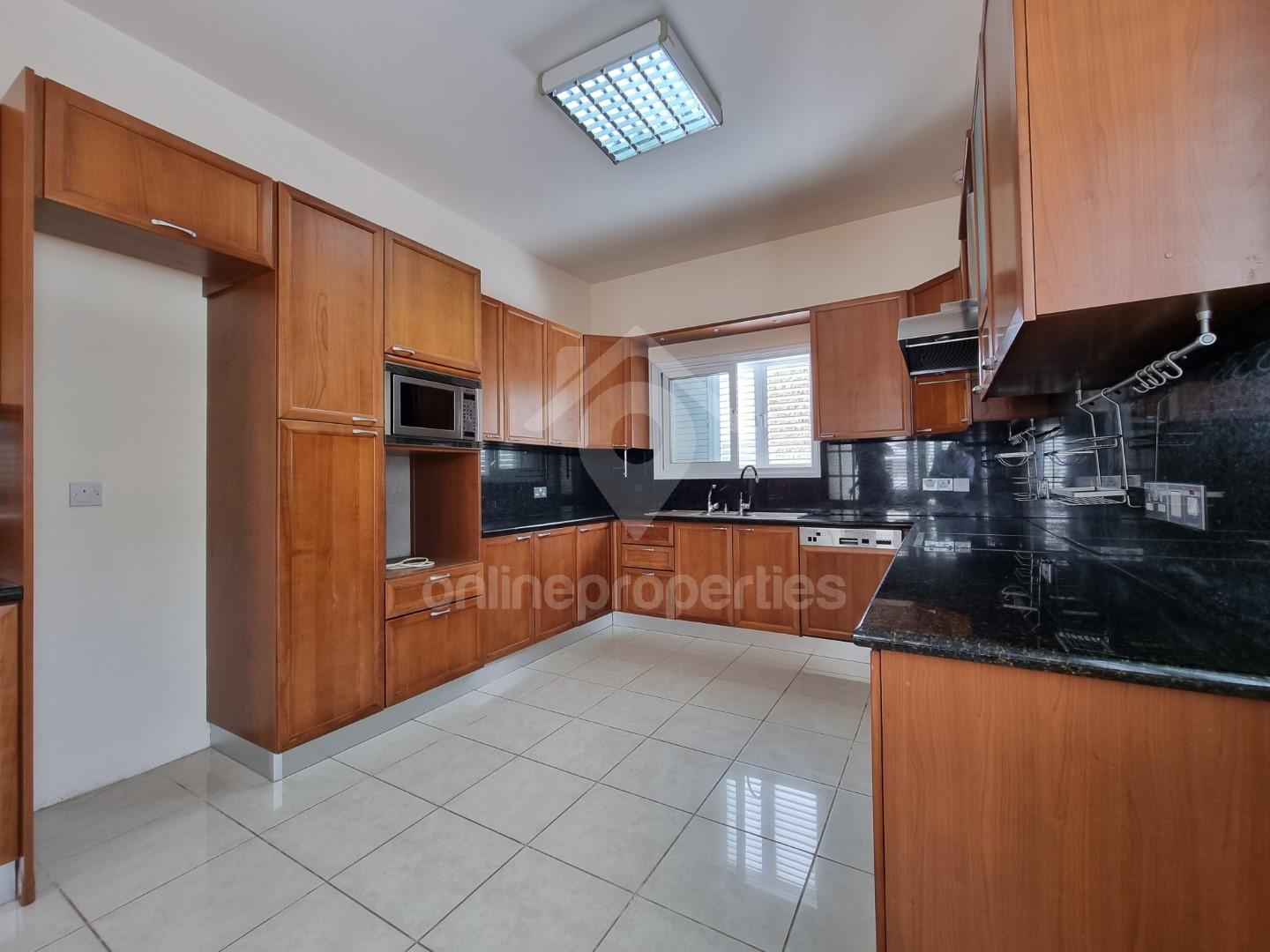 To change image, hover mouse over thumbnails below