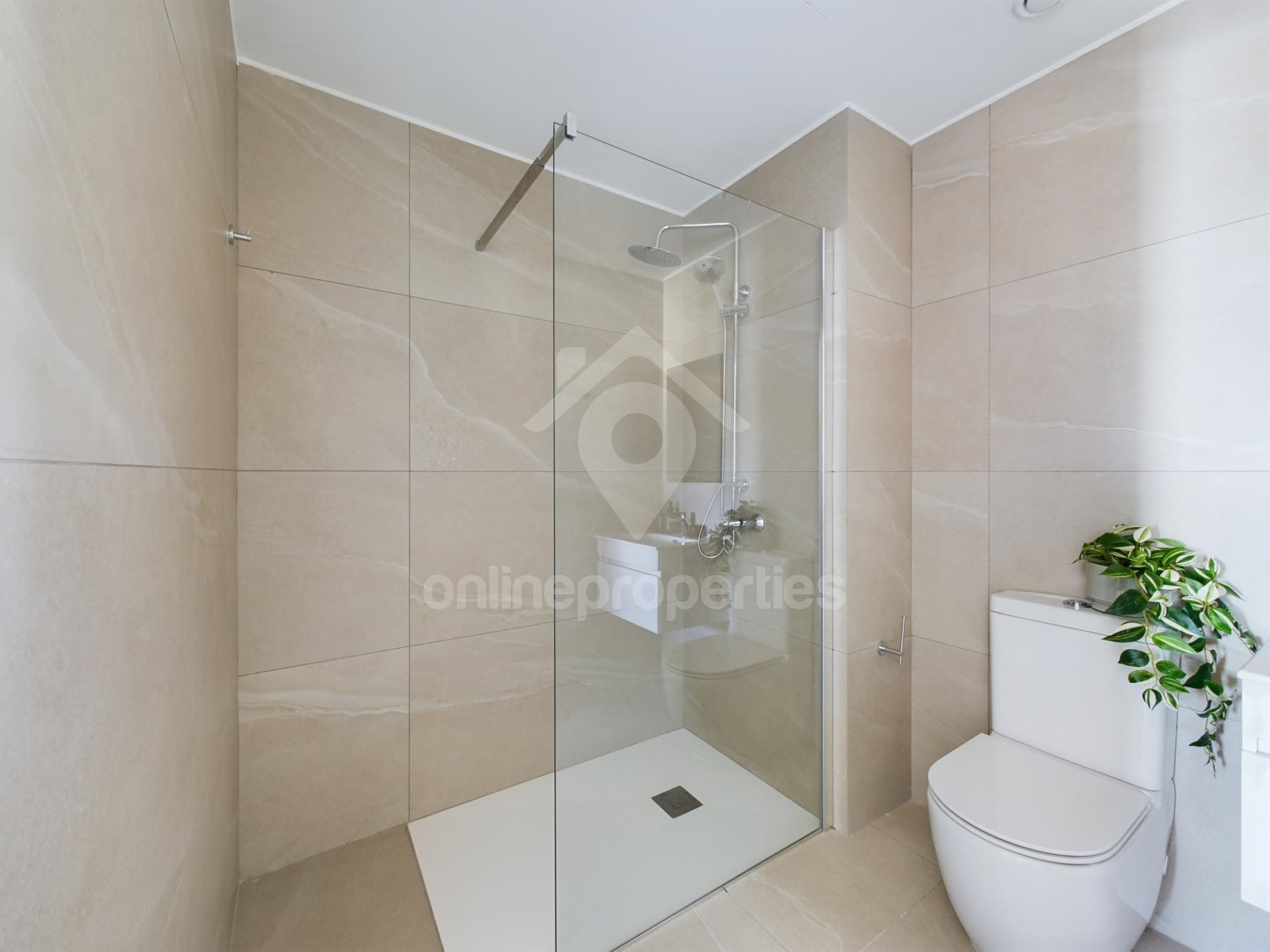 To change image, hover mouse over thumbnails below