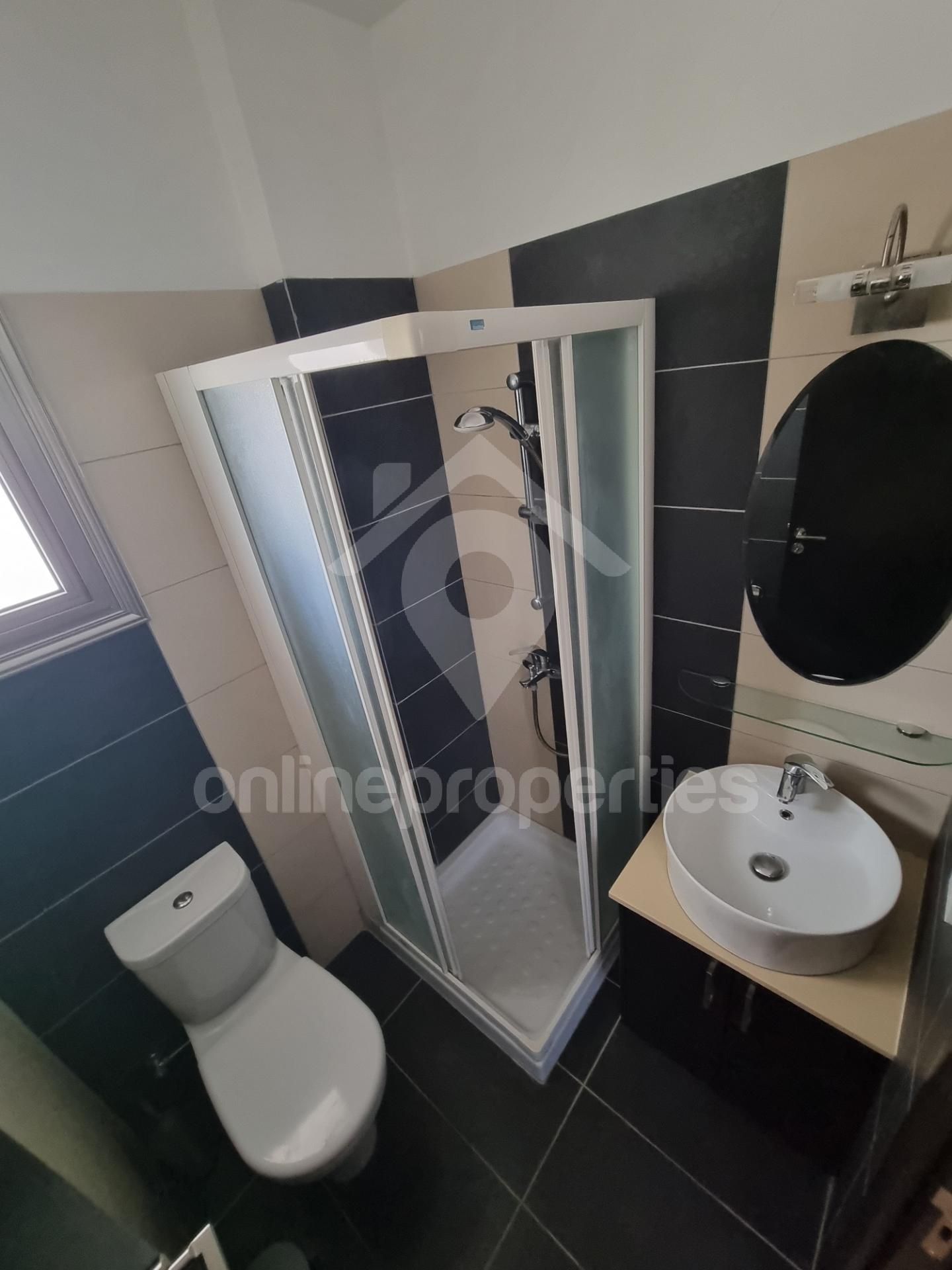 To change image, hover mouse over thumbnails below