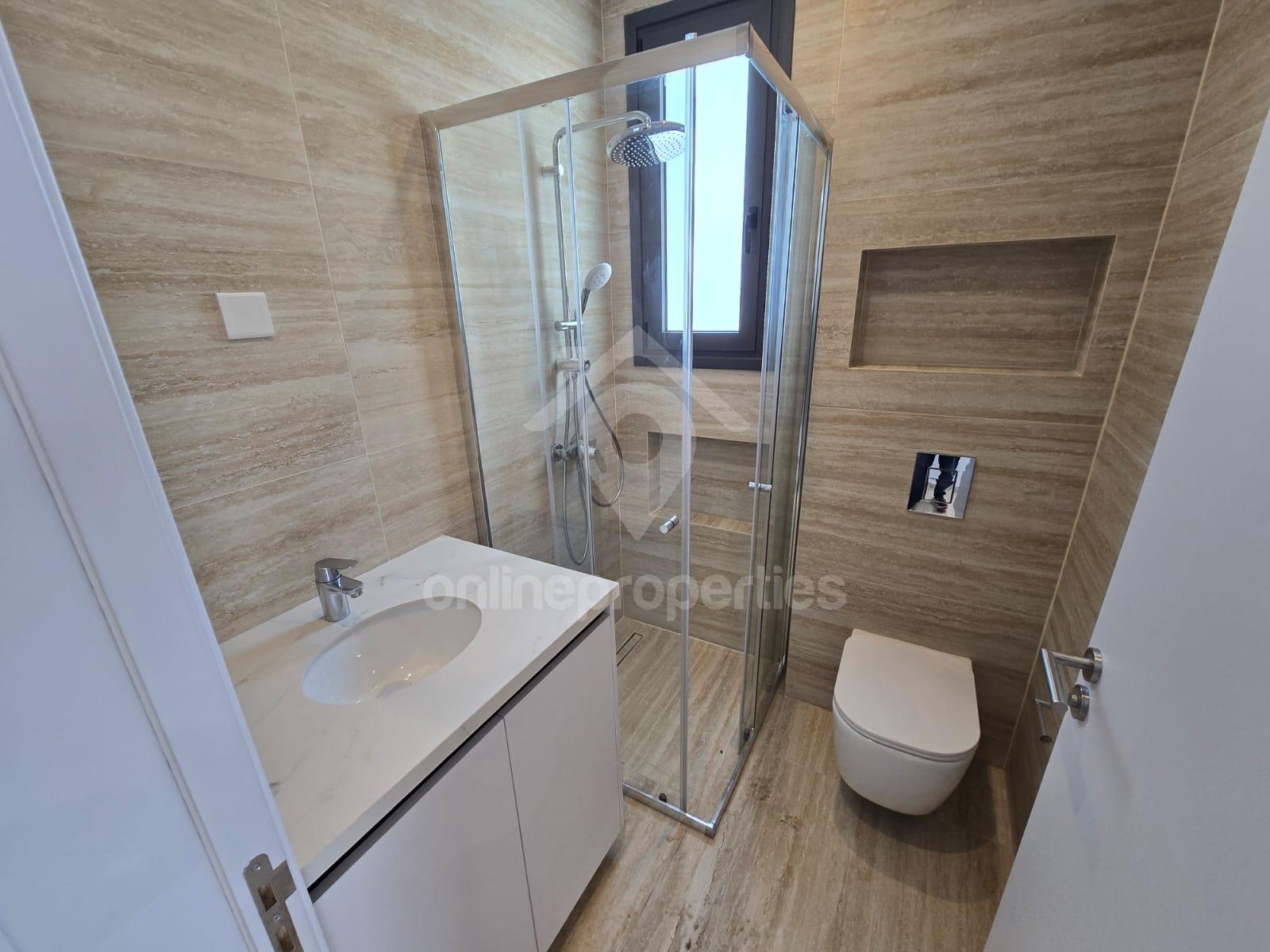 To change image, hover mouse over thumbnails below