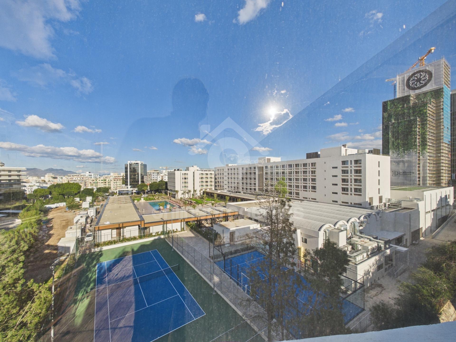 To change image, hover mouse over thumbnails below