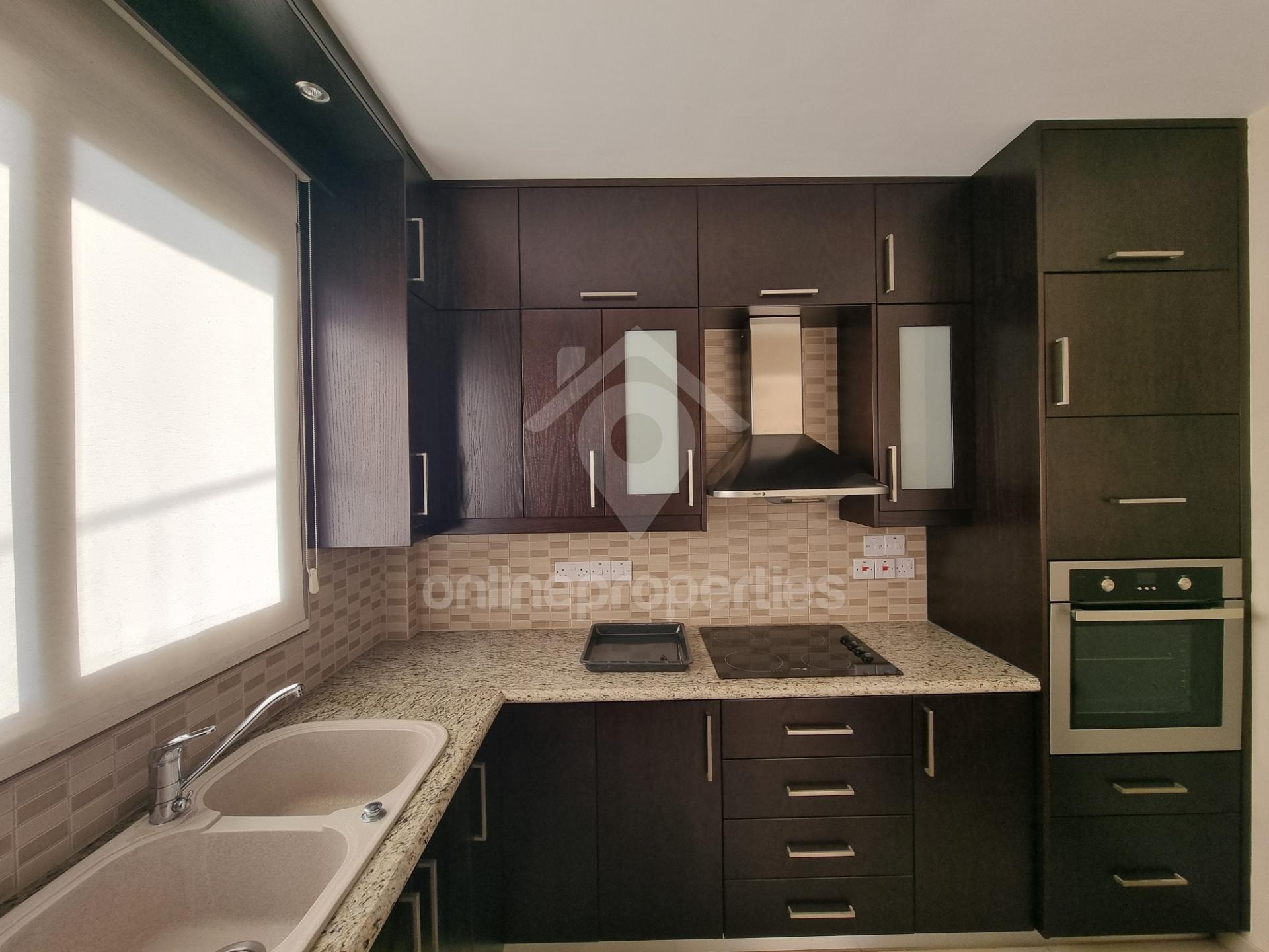 To change image, hover mouse over thumbnails below