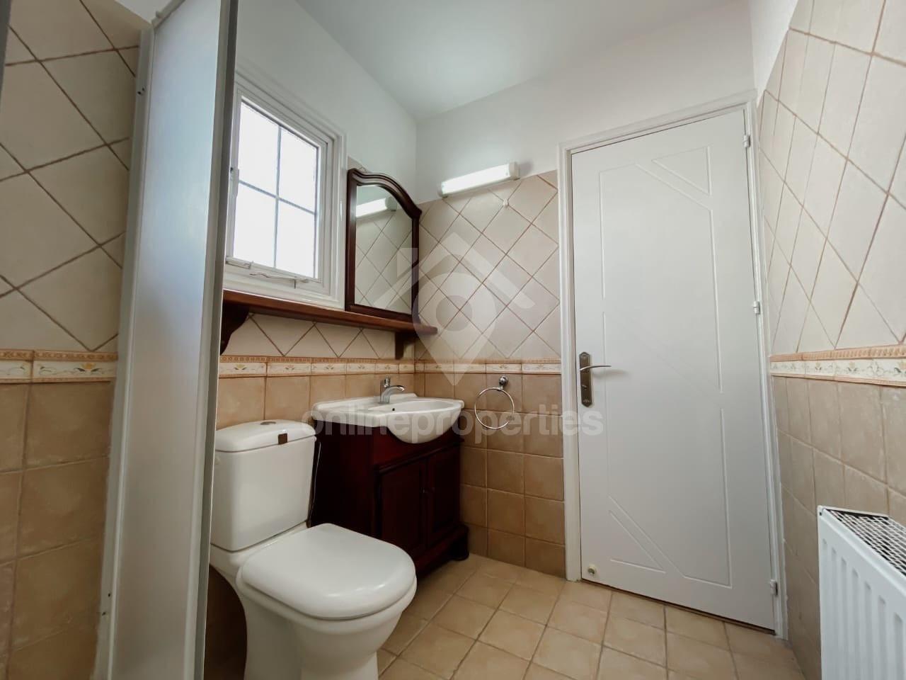 To change image, hover mouse over thumbnails below