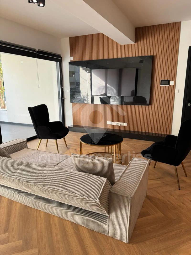 Exquisite Urban Living: Modern 2-Bedroom Ground Floor Oasis