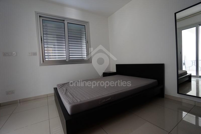 To change image, hover mouse over thumbnails below