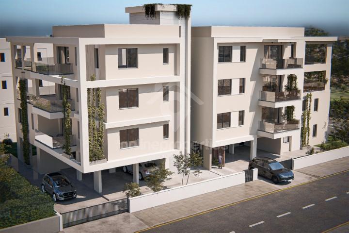 To change image, hover mouse over thumbnails below