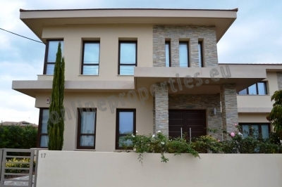 To change image, hover mouse over thumbnails below