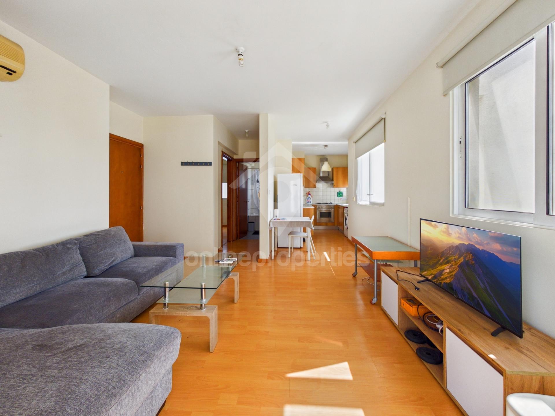 To change image, hover mouse over thumbnails below