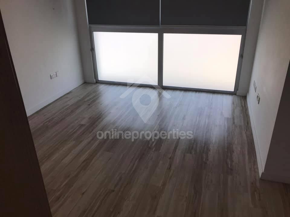 To change image, hover mouse over thumbnails below