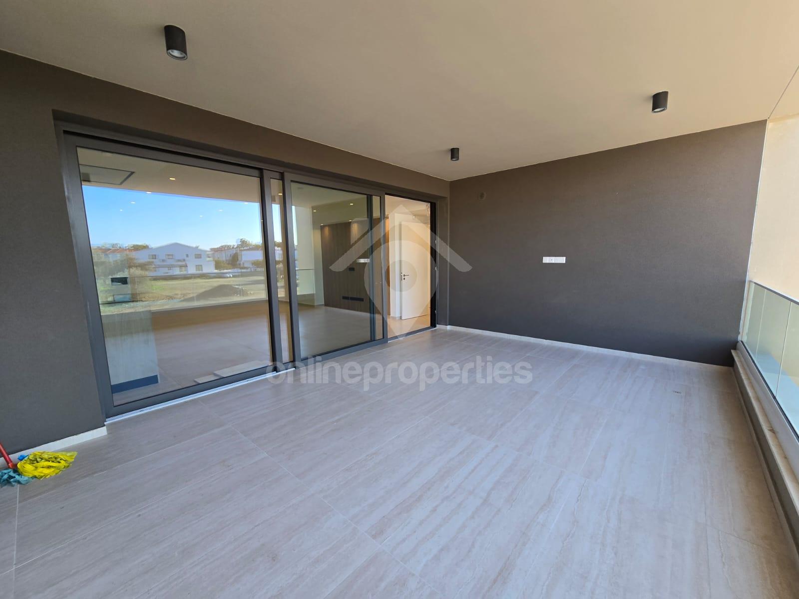 To change image, hover mouse over thumbnails below