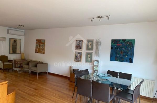 To change image, hover mouse over thumbnails below