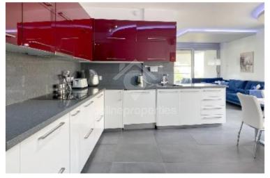 To change image, hover mouse over thumbnails below