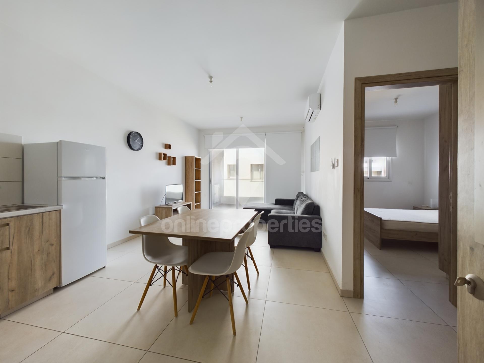 Fully furnished one bedroom flat, close to UNIC