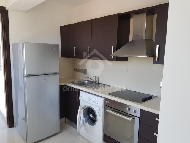 To change image, hover mouse over thumbnails below