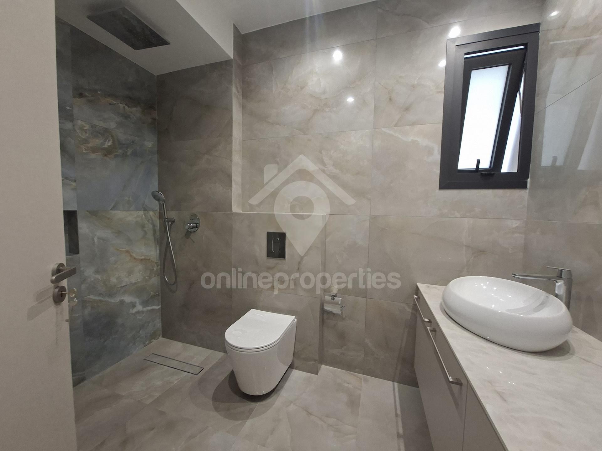 To change image, hover mouse over thumbnails below