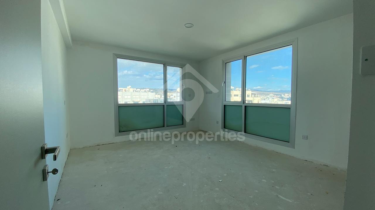 To change image, hover mouse over thumbnails below