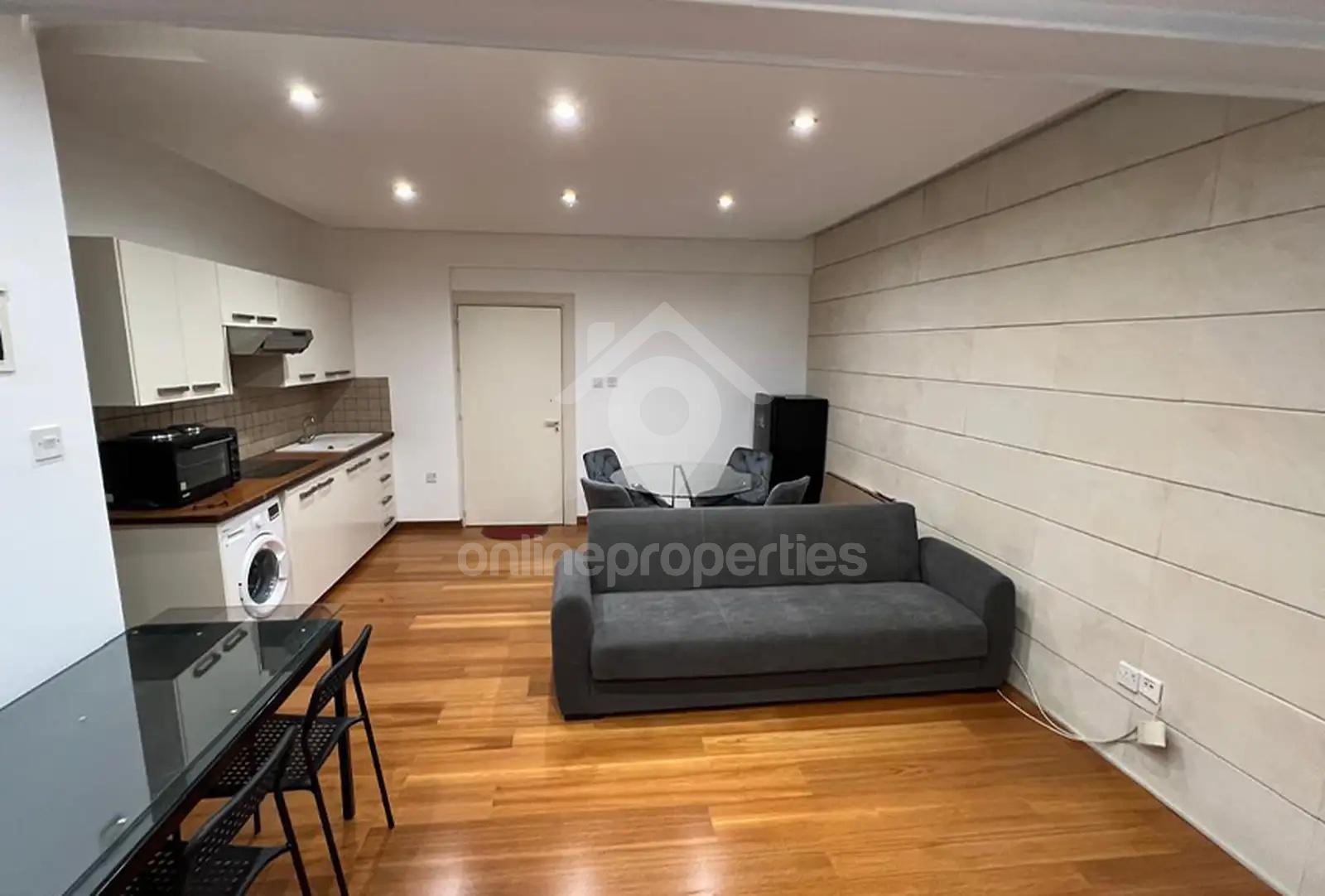 To change image, hover mouse over thumbnails below