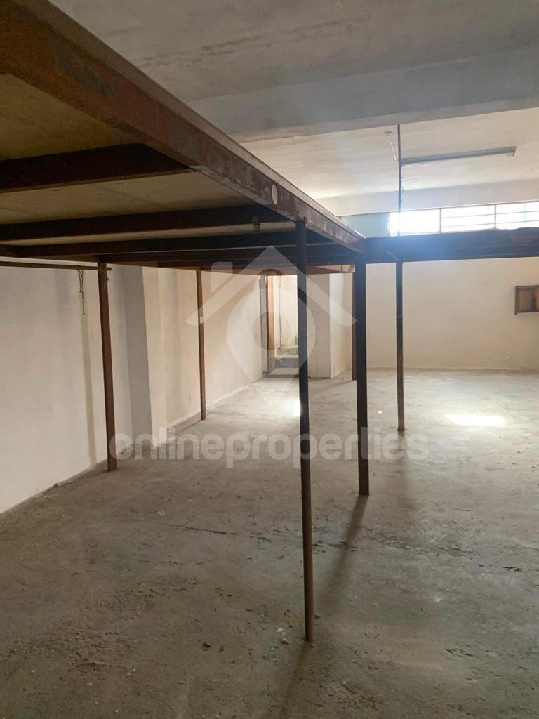 To change image, hover mouse over thumbnails below