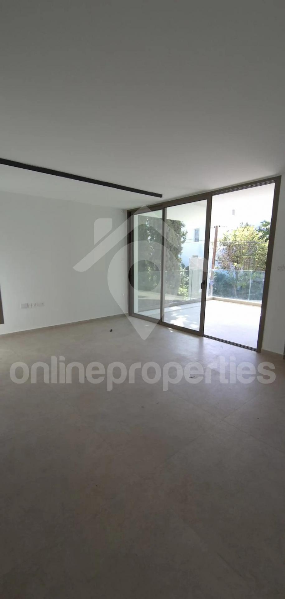 To change image, hover mouse over thumbnails below