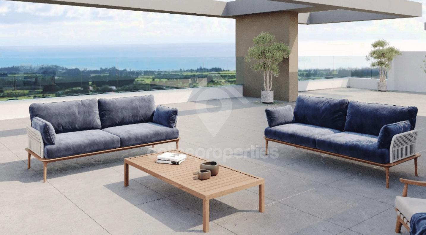 To change image, hover mouse over thumbnails below