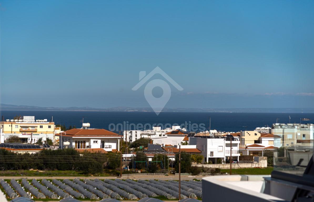 To change image, hover mouse over thumbnails below