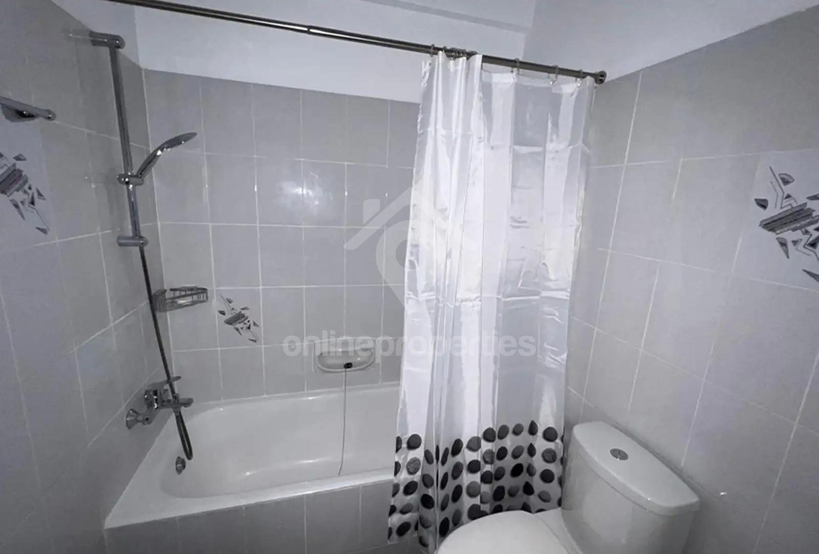 To change image, hover mouse over thumbnails below