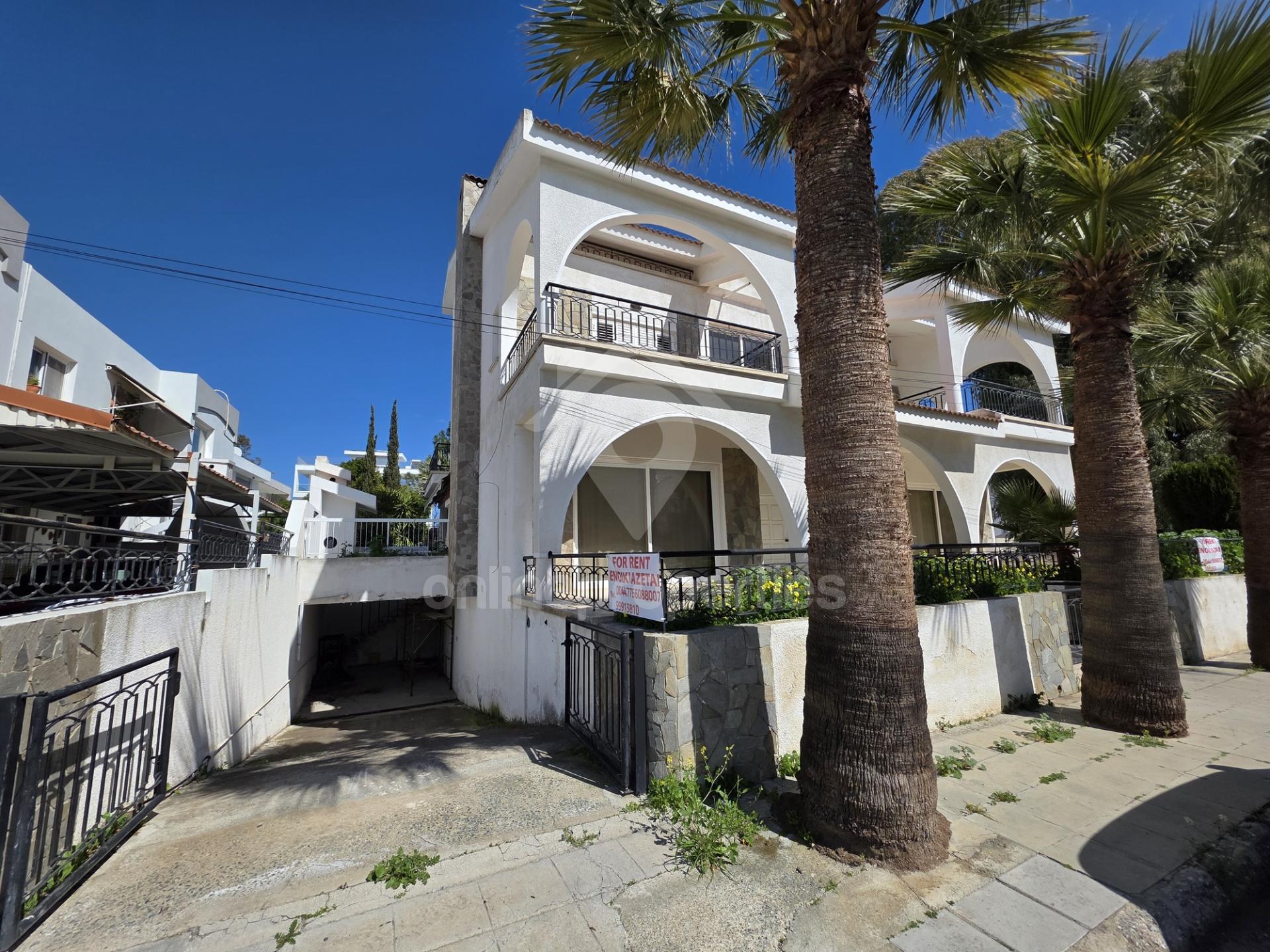 To change image, hover mouse over thumbnails below