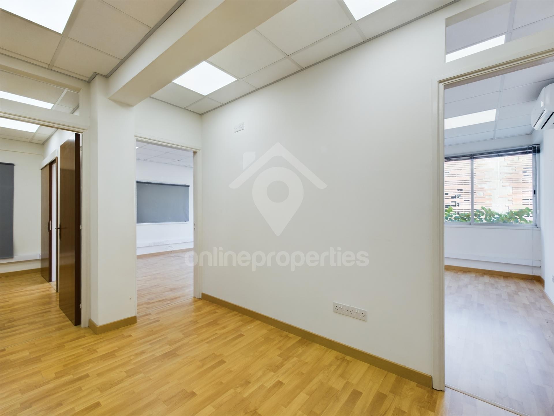 Offices in prime location 