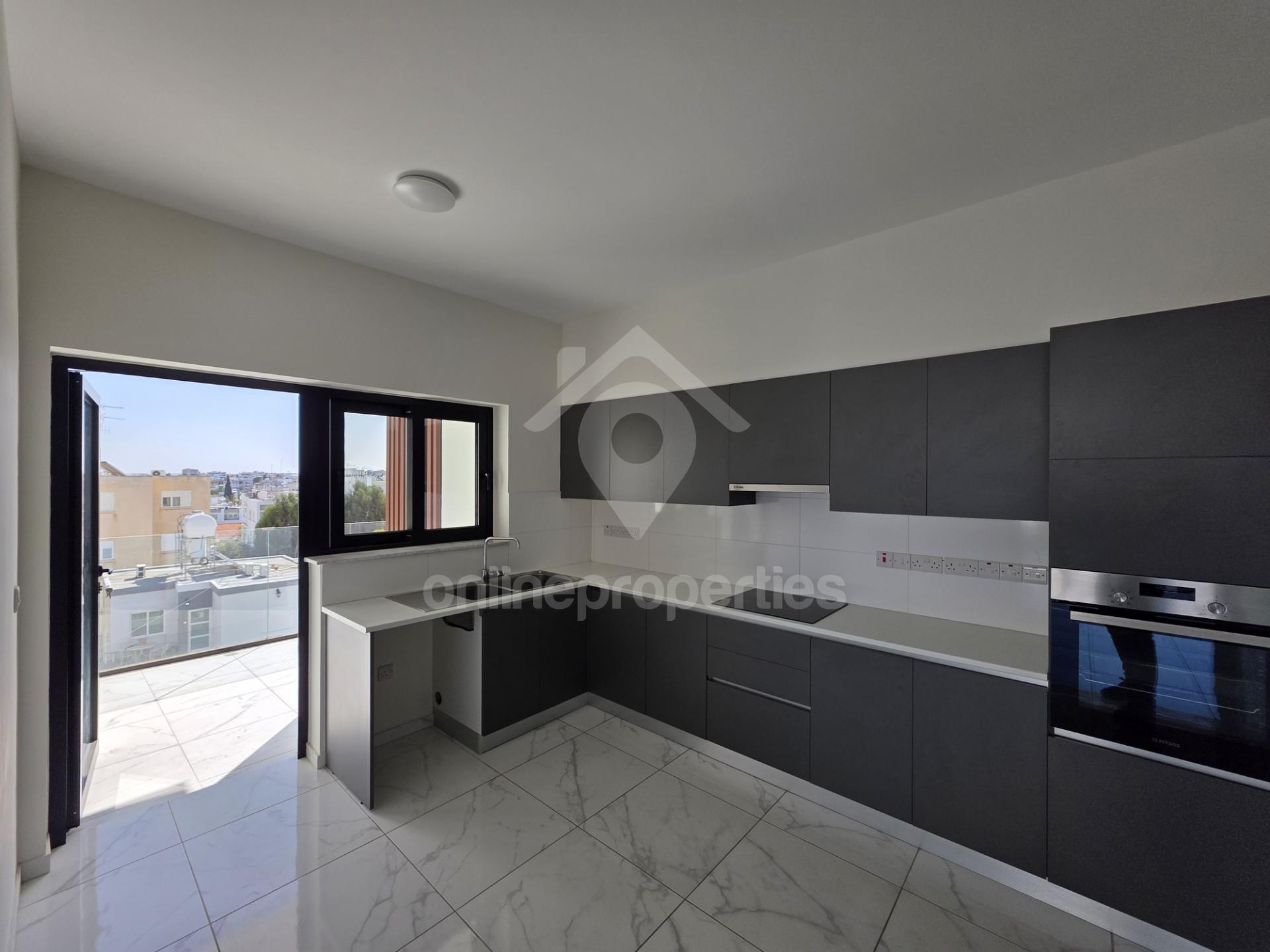 To change image, hover mouse over thumbnails below