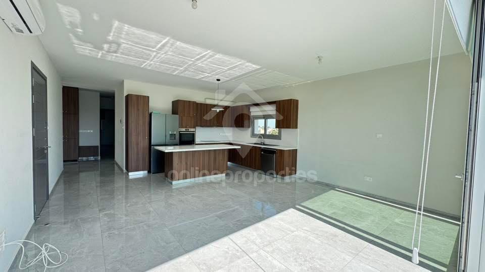 To change image, hover mouse over thumbnails below