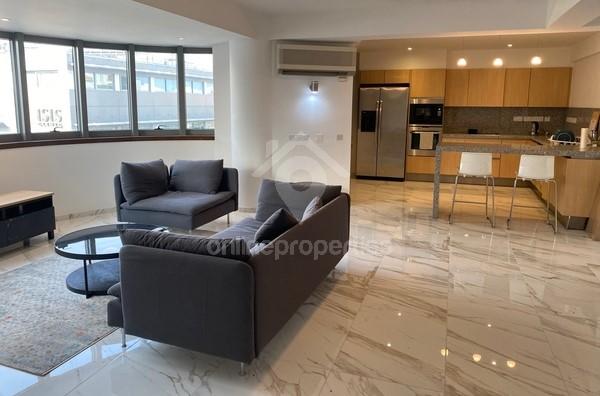 To change image, hover mouse over thumbnails below