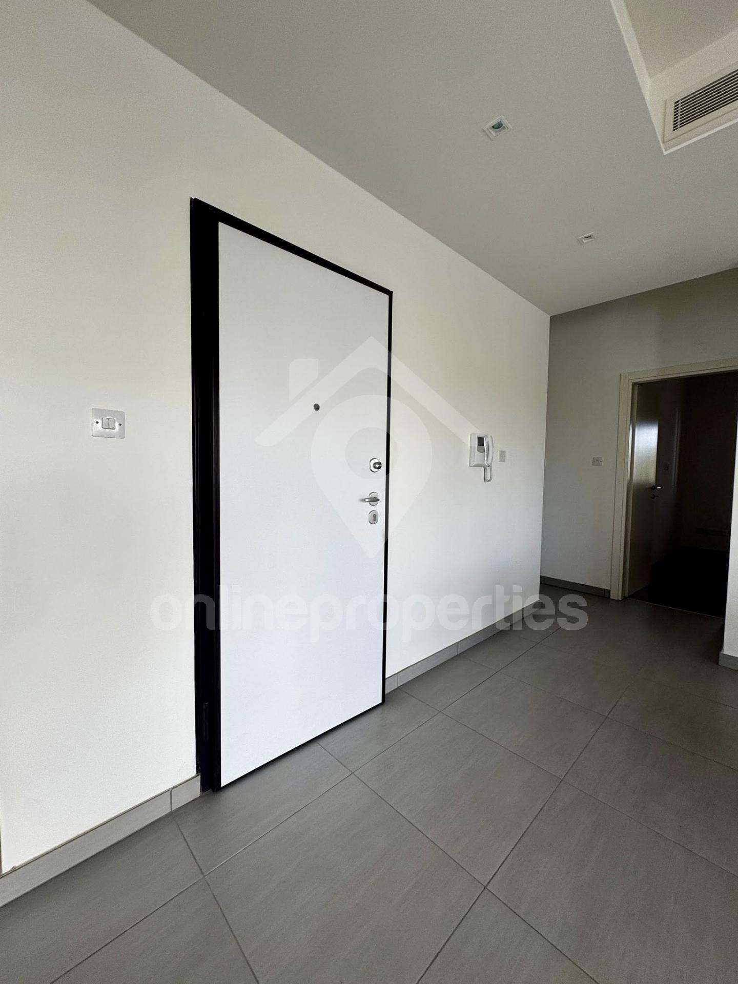 To change image, hover mouse over thumbnails below